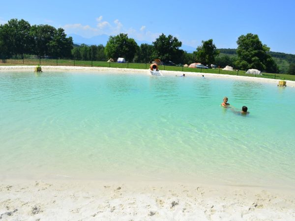 Les activités du Camping de La Besse à Camon : le lagon